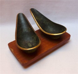 Подставка под курительные трубки (R309)