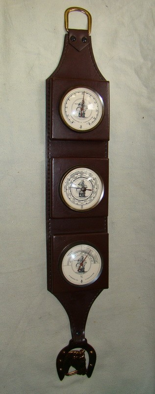 Метеостанция винтажная настенная с лошадью (M116)