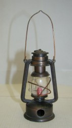 Точилка коллекционная Керосиновая лампа (X325)