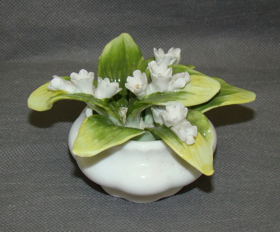 Royal Albert цветок фарфоровый (M117)