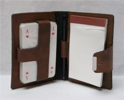 Карты игральные с блокнотом в чехле (K397)