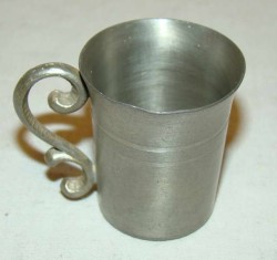 Стопка с литьем (J662)