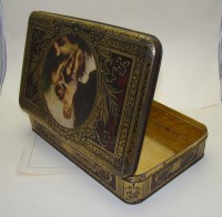 Коробка жестяная старинная (A497)