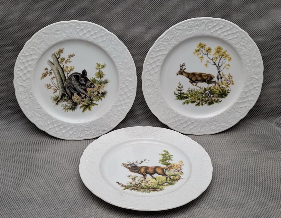 Schumann Arzberg три винтажные тарелочки Охота (A992)