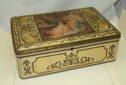 Коробка шкатулка жестяная старинная (X221)