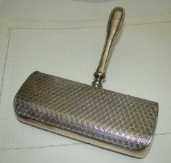 Щетка винтажная для сбора крошек (Y474)