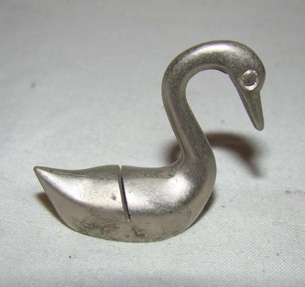 Подставка под визитку "Лебедь" (F332)