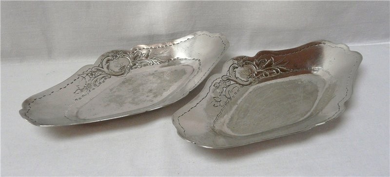 Тарелки лотки старинные 2 шт. (S454)