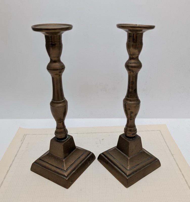 Подсвечники бронзовые старинные пара (A894)