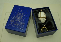 Декоративное яйцо - шкатулка в стиле Фаберже (W530)