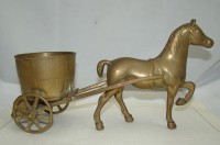 Фигурка винтажная лоточек-подставка Конь с повозкой (M318)