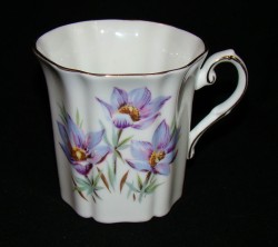 Чашка фарфоровая Royal Grafton (U221)