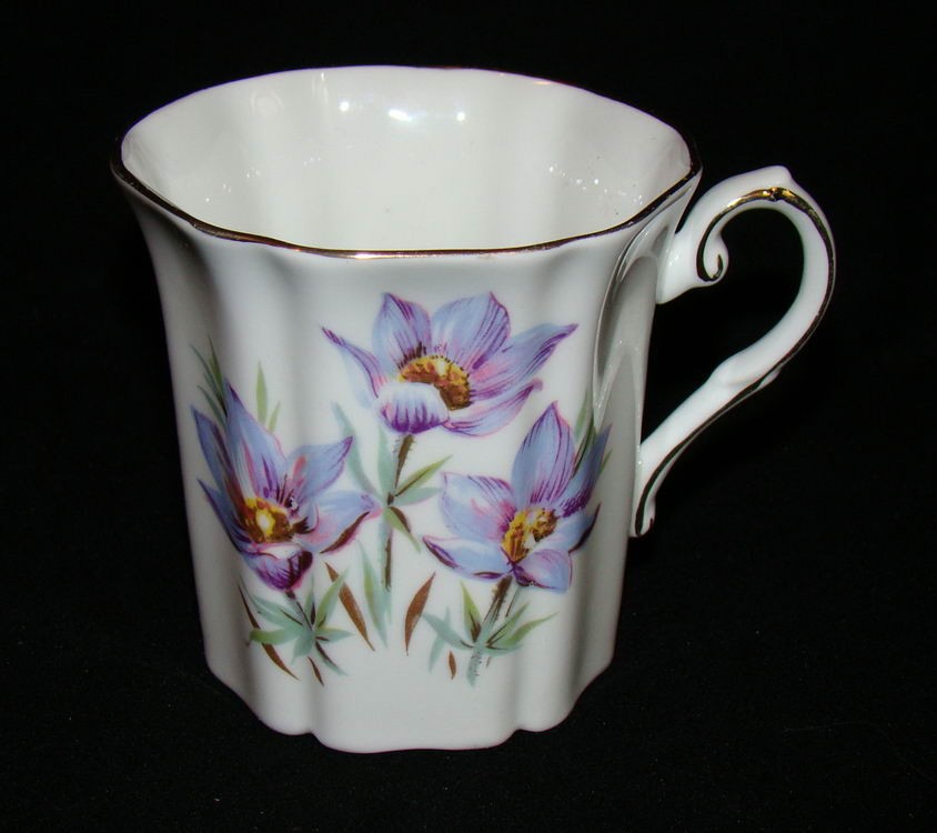 Чашка фарфоровая Royal Grafton (U221)