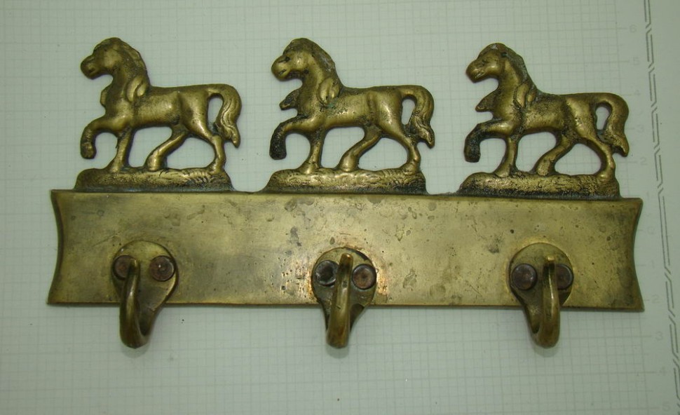 Вешалка старинная "Лошади" (R539)