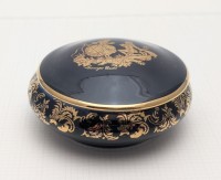 Limoges винтажная шкатулка Галантные сцена Фрагонара (B287)