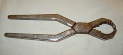 Орехокол щипцы старинные (E918)