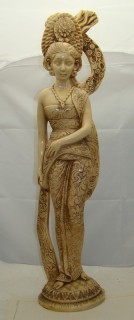 Статуэтка скульптура большая Женщина в сари (V877)