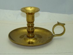Подсвечник с ручкой (P819)