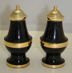 Солонка и перечница винтажные (X190)