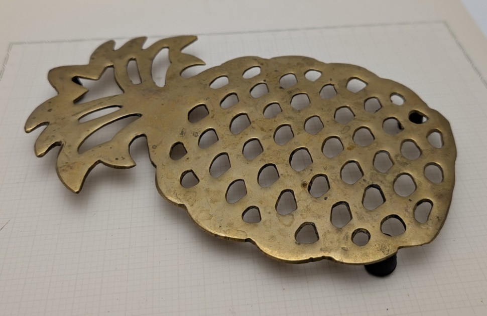 Подставка для горячего Ананас (A999)