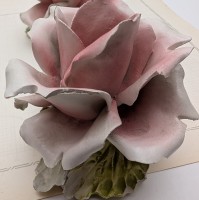 Capodimonte крупная винтажная цветочная композиция (B094)