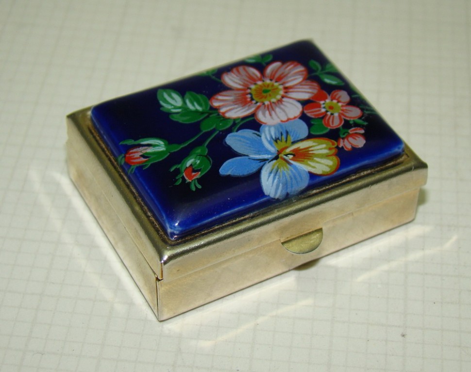 Таблетница (W642)