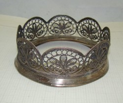 Подставка винтажная со сканью (Y316)