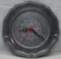 Часы - тарелка винтажные оловянные (Y679)