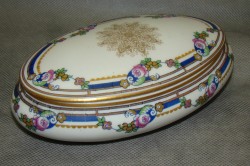 Limoges шкатулка старинная фарфоровая (M032)
