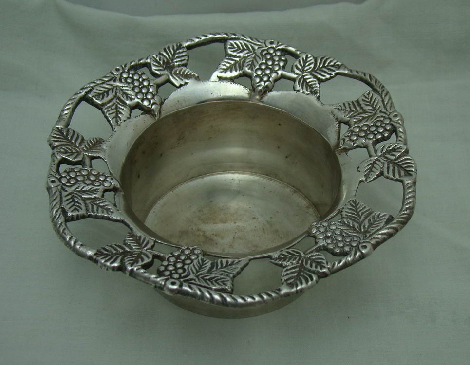 Подставка под бутылку (костер) "Виноград" (U090)