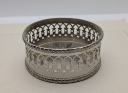 Подставка под бутылку старинная (A902)