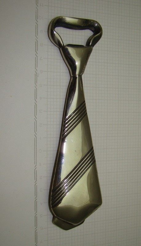 Открывалка винтажная для пива и шампанского Галстук (M229)