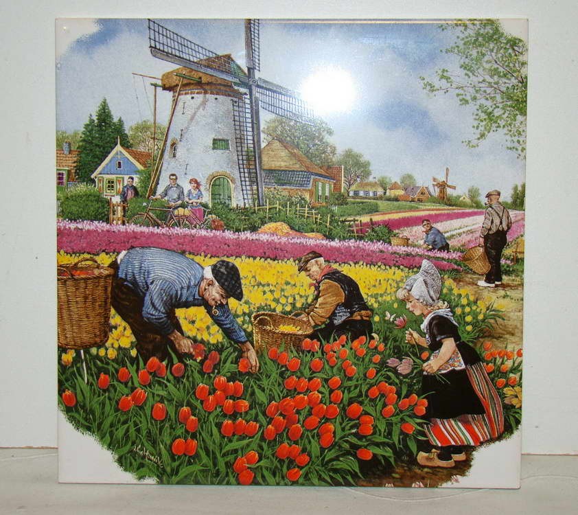 Керамическая плитка с репродукцией (T819)