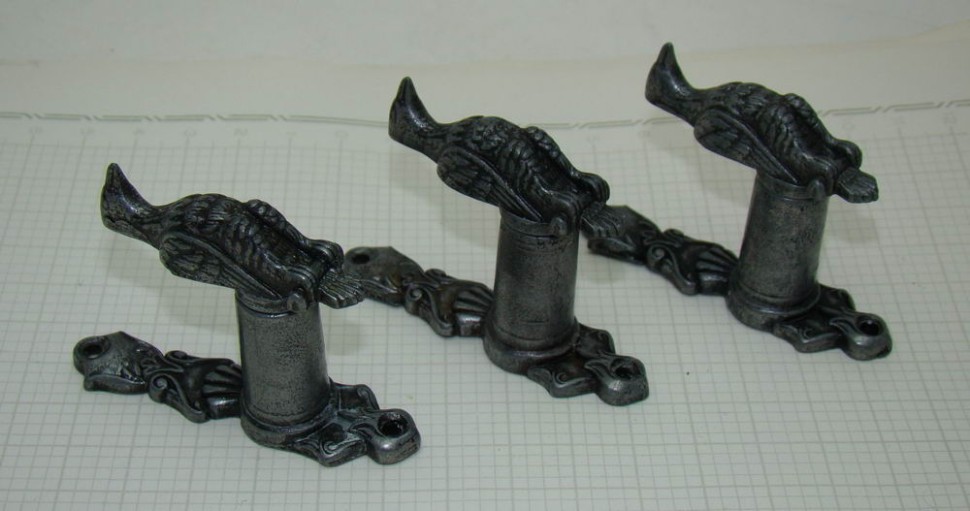 Настенные крепления для оружия 3шт. (R901)