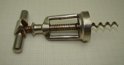 Штопор старинный  (P930)