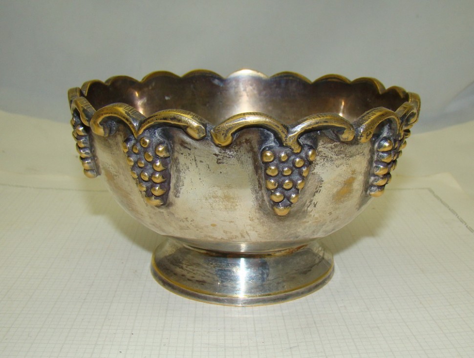 Ваза орешница старинная (Z168)