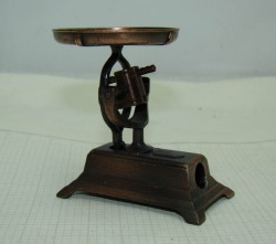Точилка "Весы" с дефектом (U770)