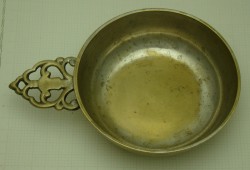 Лоток орешница (W755)