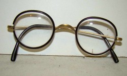 Очки старинные маленькие (J672)