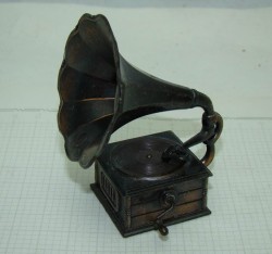 Точилка "Граммофон" (U772)