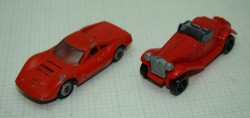 Модели автомобилей 2шт. (U599)