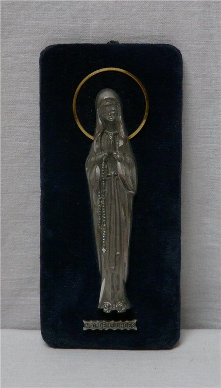Барельеф "De Lourdes" (S951)