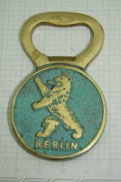 P423A.JPG