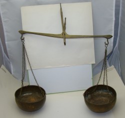 Весы - кашпо (Q441)