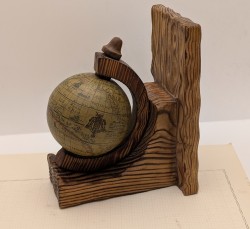 Подставка винтажная упор для книг Глобус (A913)