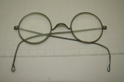 Очки старинные (Y493)