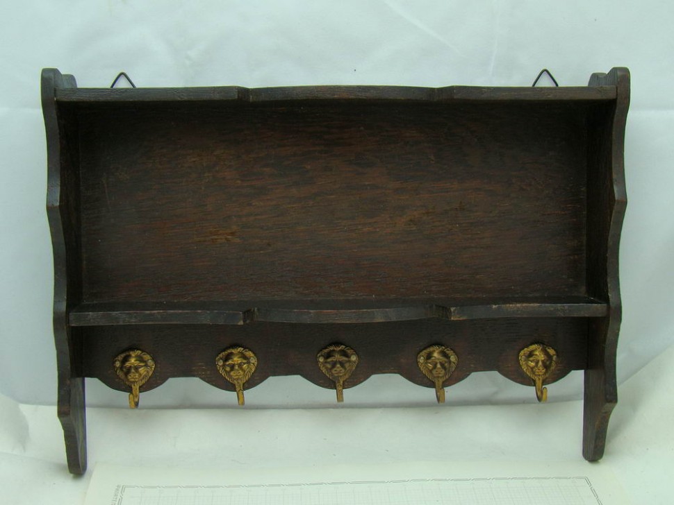 Полочка с вешалкой (U668)