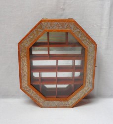 Полочка шкафчик для коллекций с зеркалом (K620)