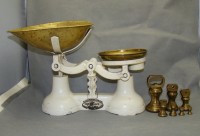 Весы с гирями старинные английские (N113)