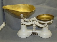 Весы с гирями старинные английские (N113)